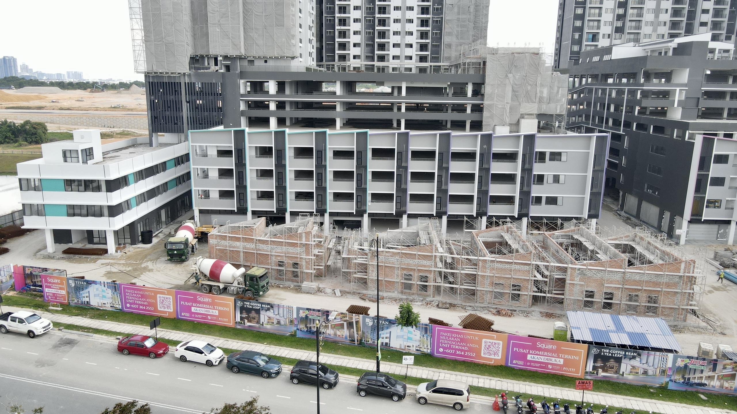 Santai 2 Square